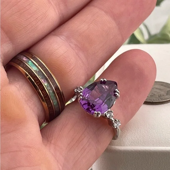 8ct Purple Sapphire silver ring 925 white sapphire accents size 6.5 - Picture 9 of 17